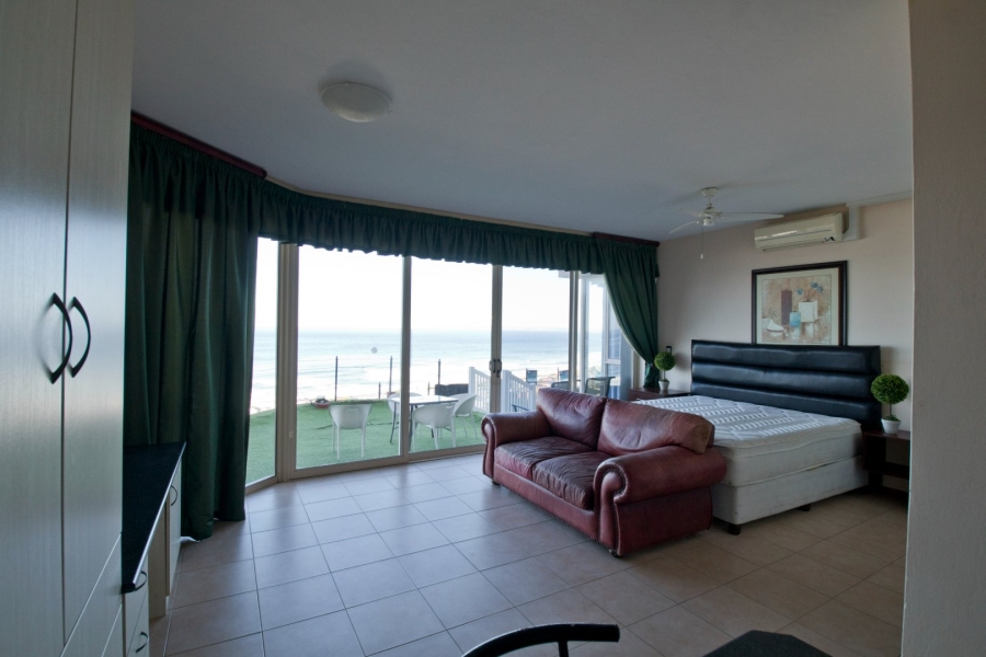 7 Bedroom Property for Sale in Outeniqua Strand Western Cape